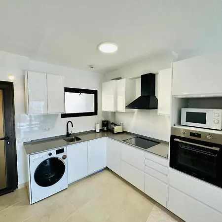 Appartement Ocean Front Cozy 2 Bedroom, 3 Beds Spacious- Netflix, Pool, Lift & Fast Wifi Playa del Inglés