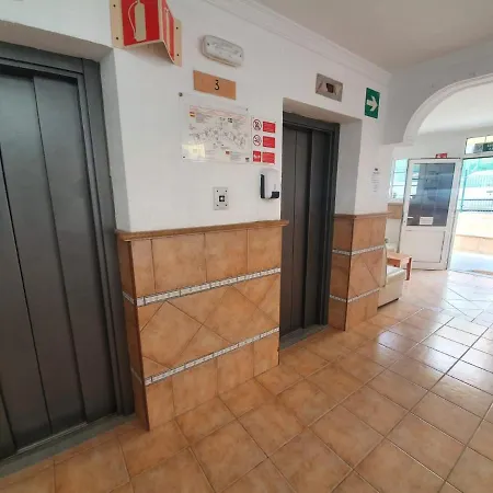Ocean Front Cozy 2 Bedroom, 3 Beds Spacious- Netflix, Pool, Lift & Fast Wifi Playa del Ingles (Gran Canaria)
